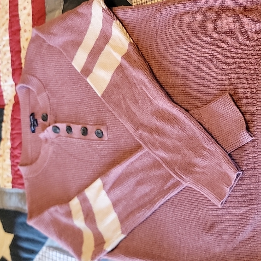 AE Sweater